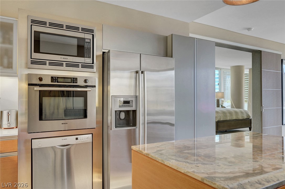 3722 South Las Vegas Boulevard 807 Property Photo 22