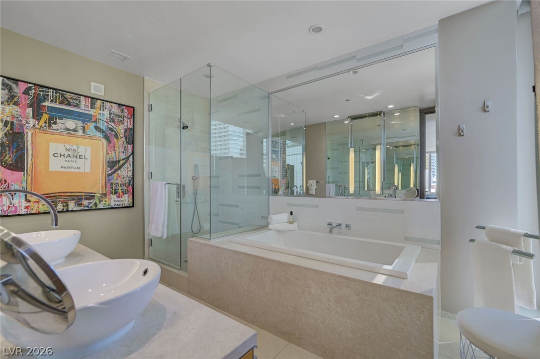 3722 South Las Vegas Boulevard 807 Property Photo 37