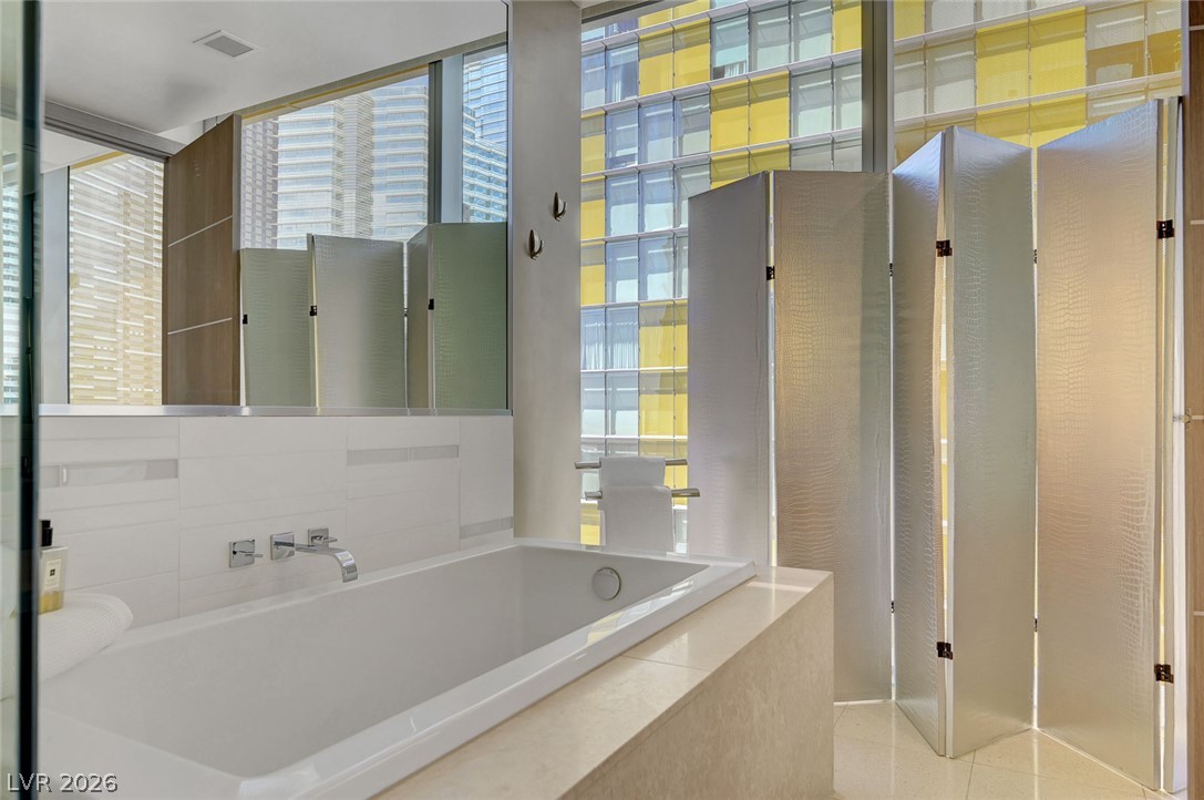 3722 South Las Vegas Boulevard 807 Property Photo 41