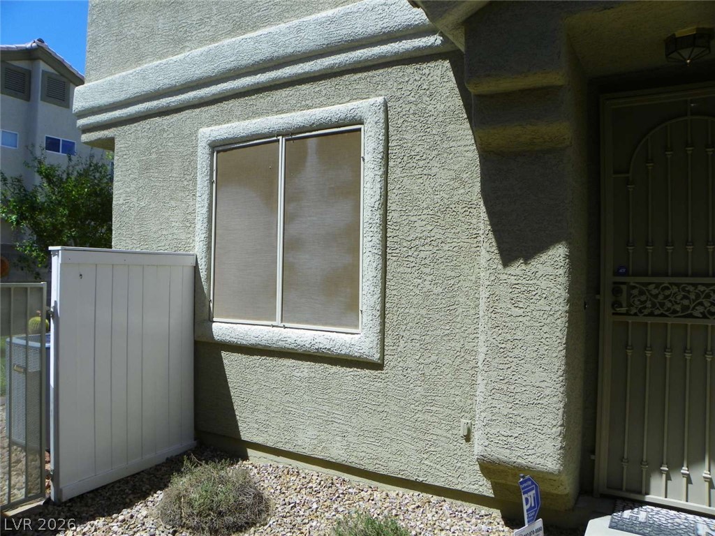 6233 Ordaz Avenue 103 Property Photo 2