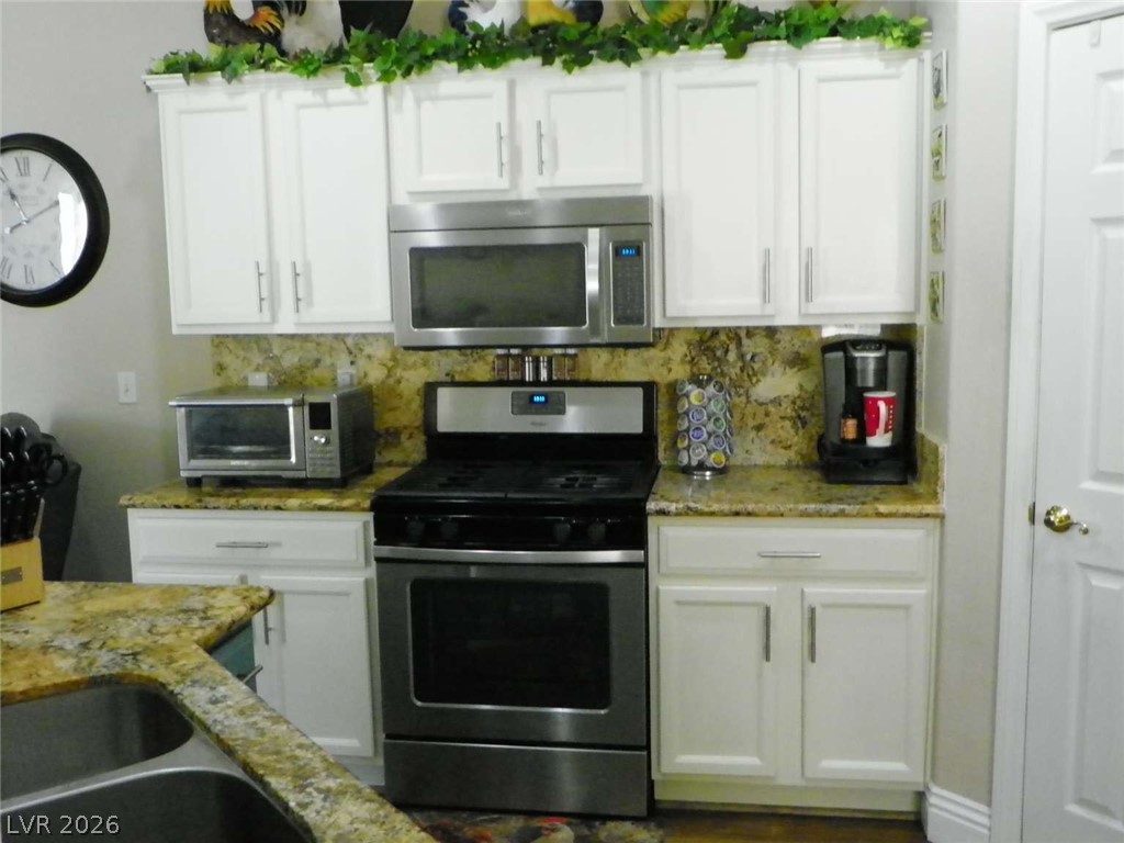 6233 Ordaz Avenue 103 Property Photo 9