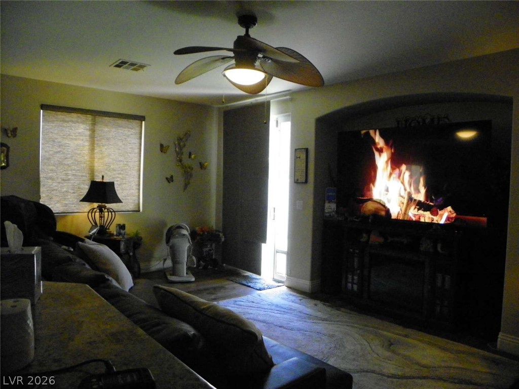 6233 Ordaz Avenue 103 Property Photo 13