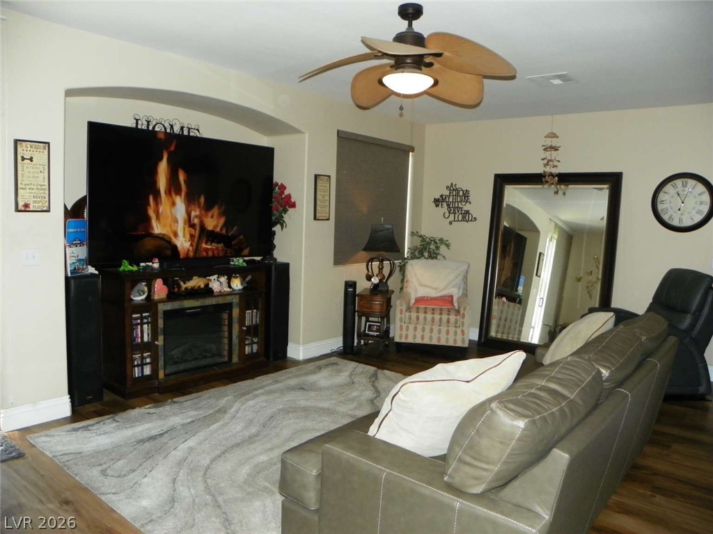 6233 Ordaz Avenue 103 Property Photo 25