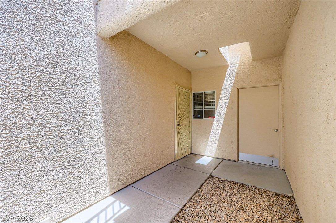75 North Valle Verde Drive 1212 Property Photo 5