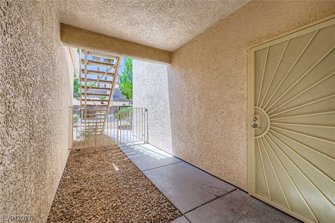75 North Valle Verde Drive 1212 Property Photo 27