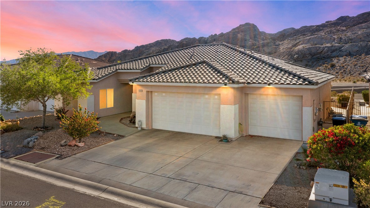 3589 Cottage Canyon Street Property Photo 3