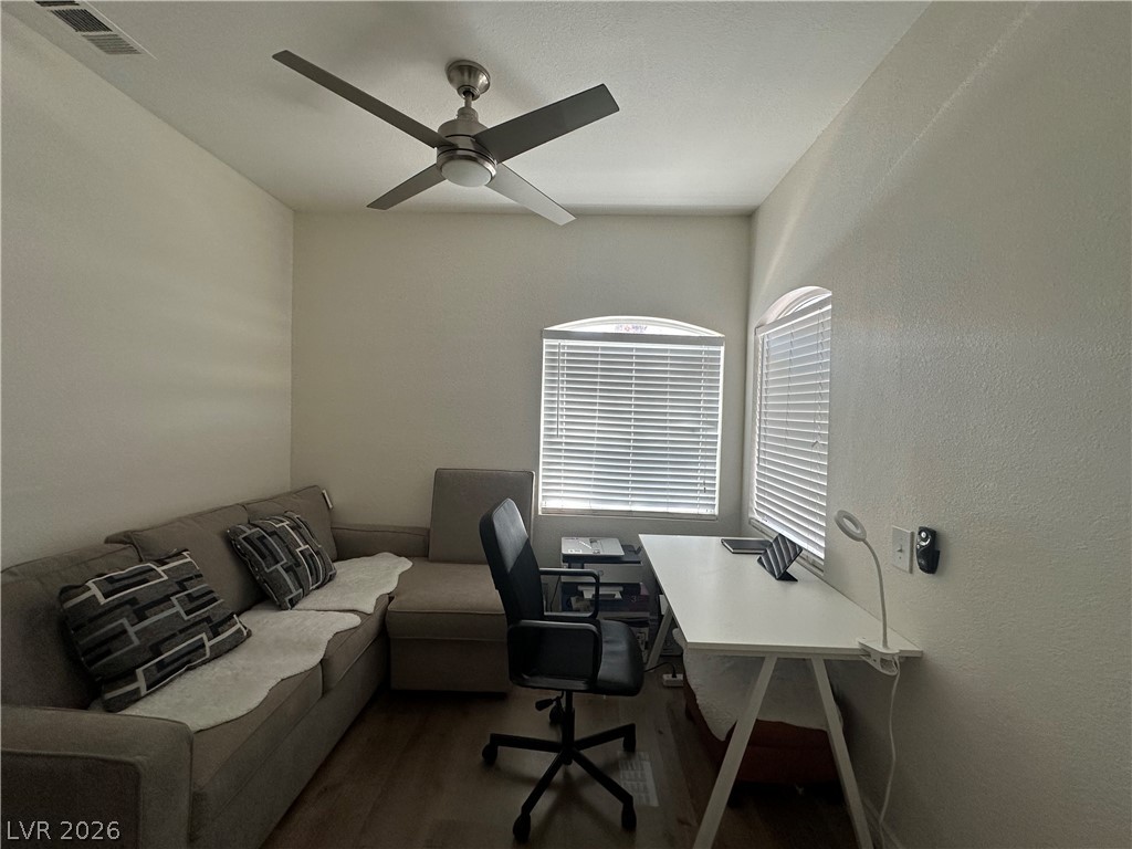 5415 West Harmon Avenue 1056 Property Photo 2