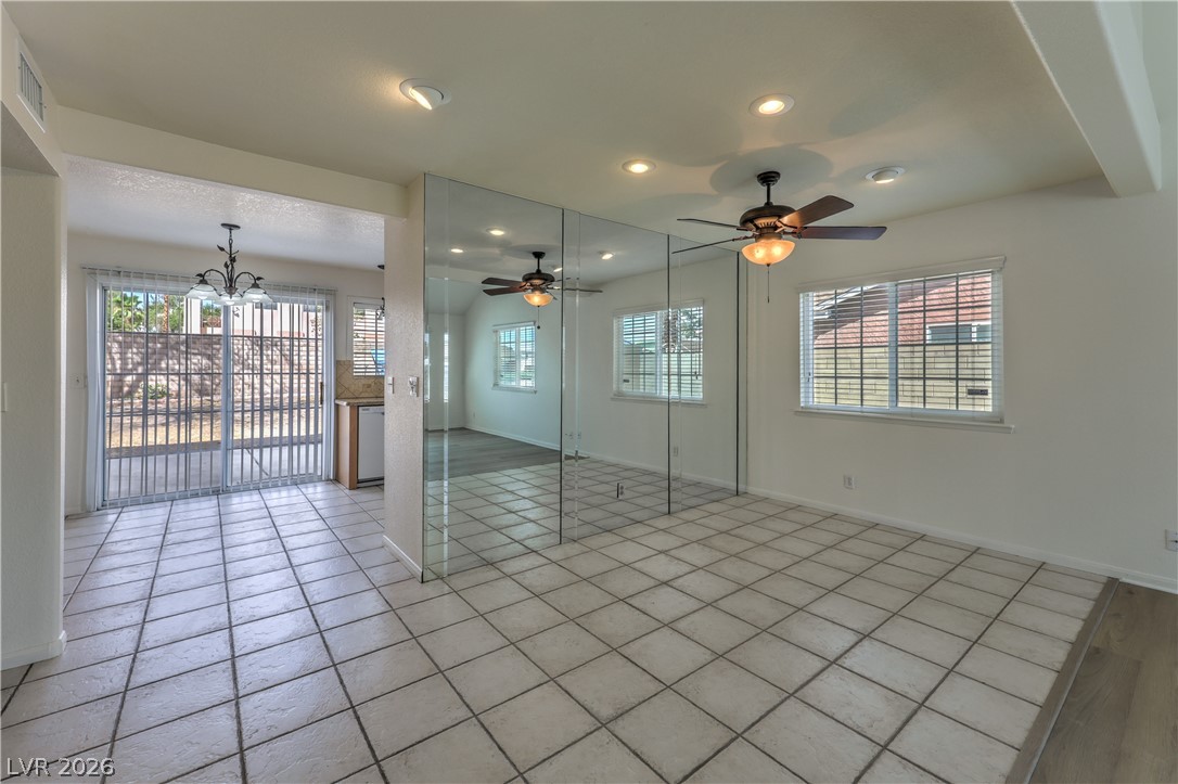 4055 Belhaven Street Property Photo 9