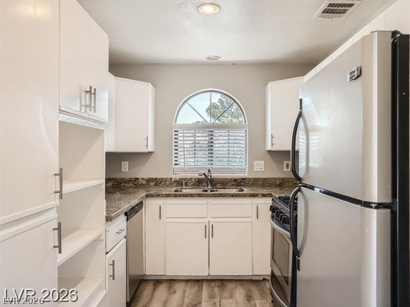 1411 Santa Margarita Street H Property Photo 17