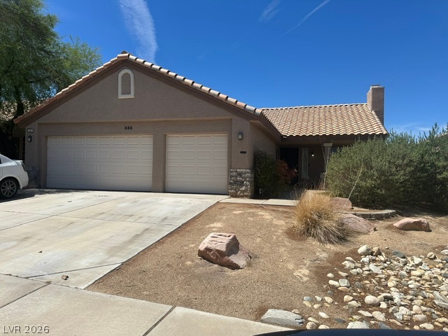 686 Skyline Road Property Photo 1
