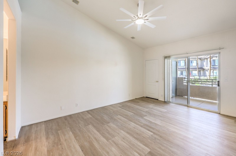 9901 Trailwood Drive 2147 Property Photo 17