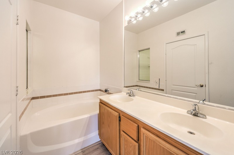 9901 Trailwood Drive 2147 Property Photo 20