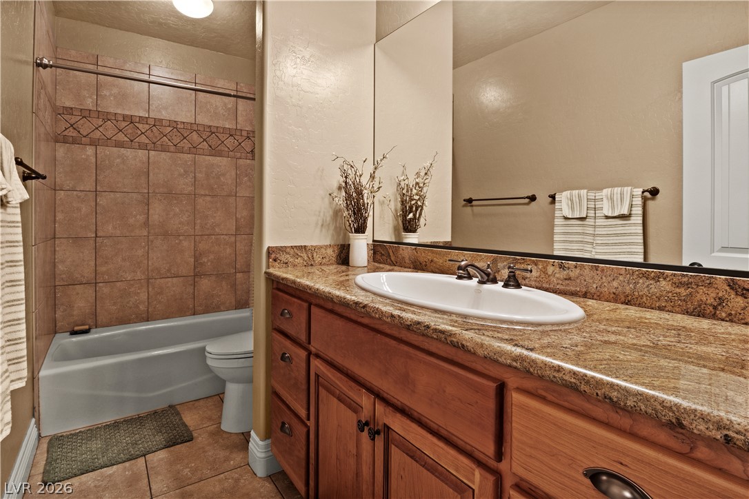 201 West Delamar Drive Property Photo 38