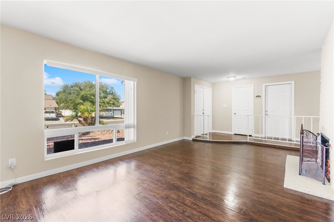2503 Siesta Avenue Property Photo 8