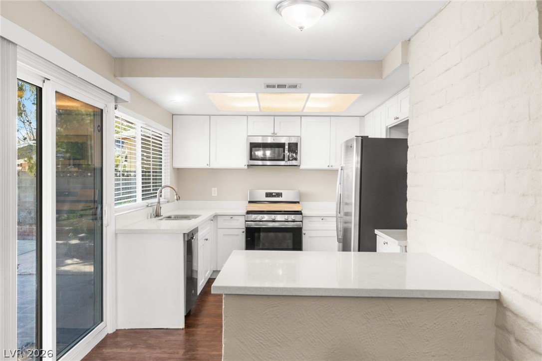 2503 Siesta Avenue Property Photo 15
