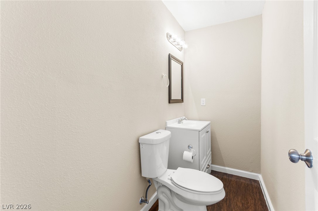 2503 Siesta Avenue Property Photo 24