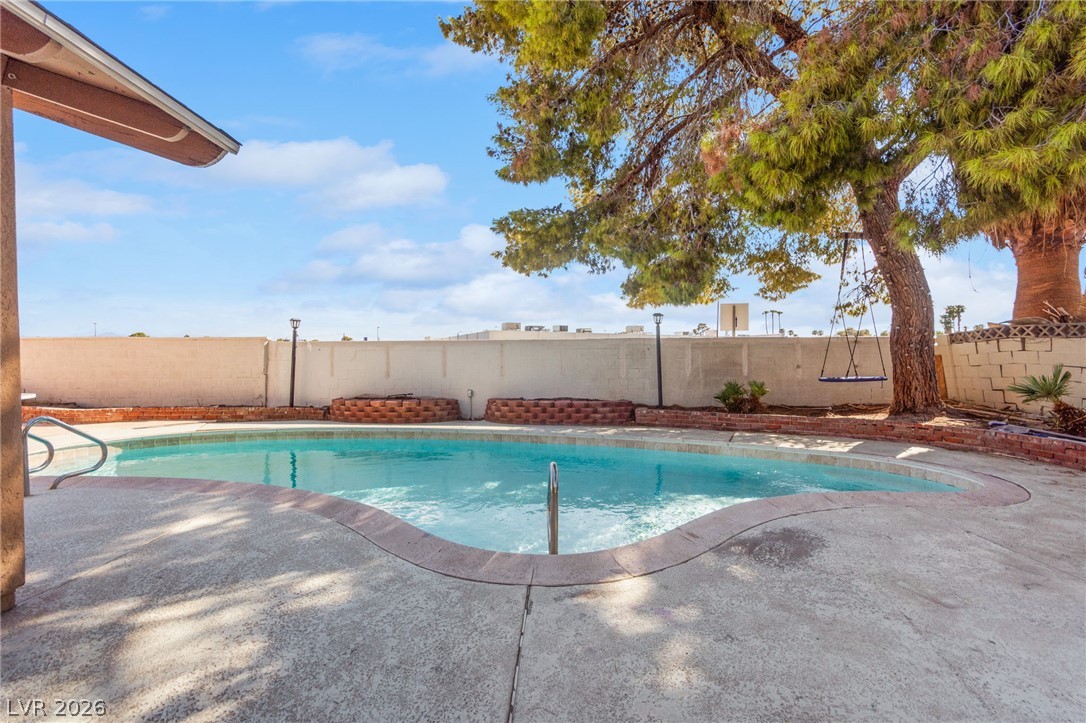2503 Siesta Avenue Property Photo 43