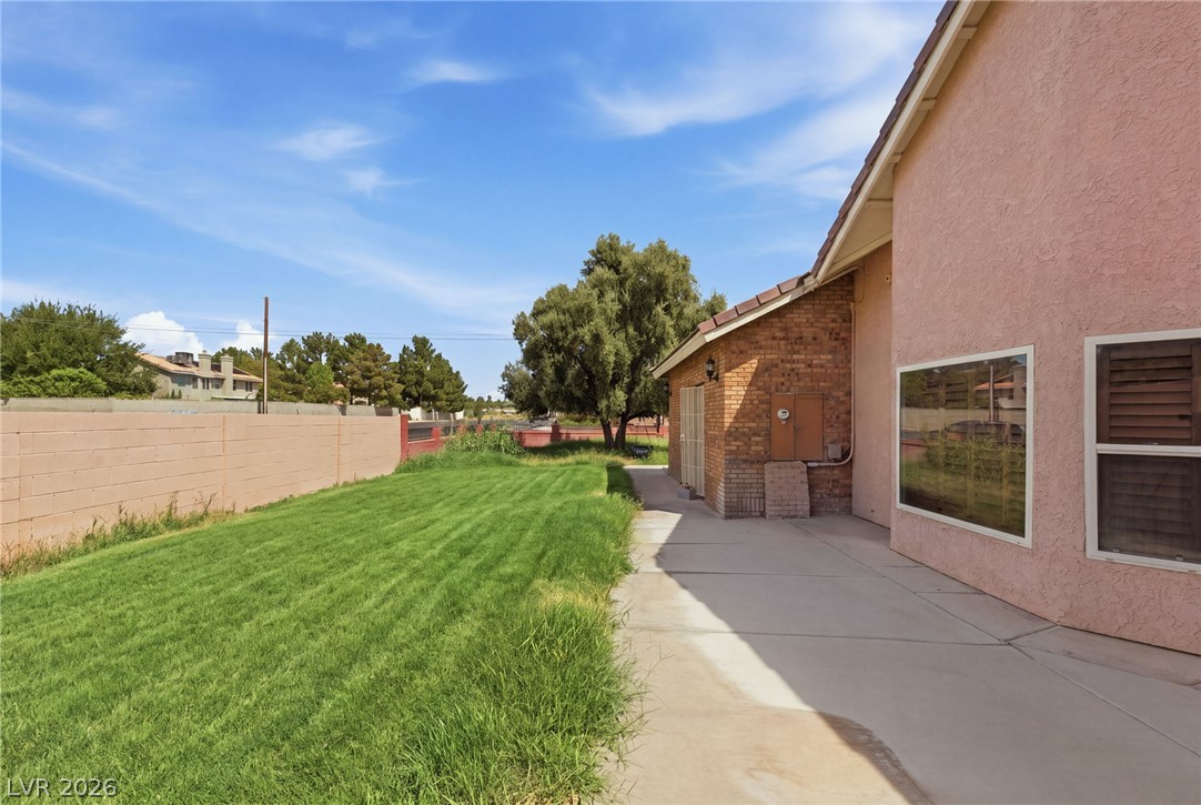 8385 West La Madre Way Property Photo 38