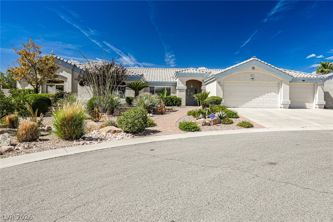 6025 Egan Crest Drive Property Photo 1