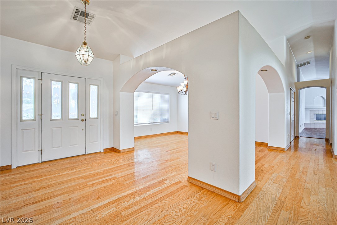6025 Egan Crest Drive Property Photo 6