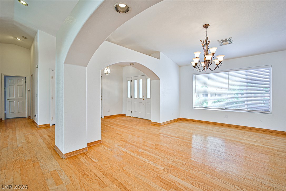 6025 Egan Crest Drive Property Photo 7