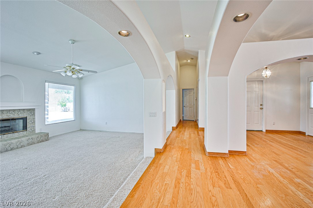 6025 Egan Crest Drive Property Photo 13