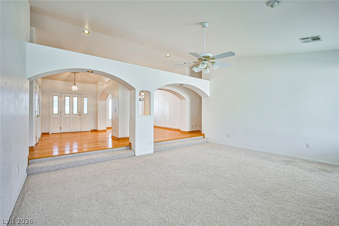6025 Egan Crest Drive Property Photo 15