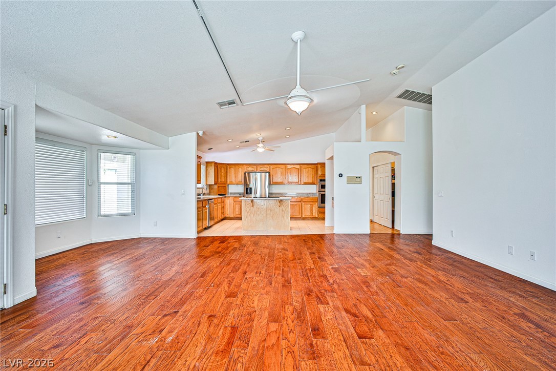 6025 Egan Crest Drive Property Photo 21