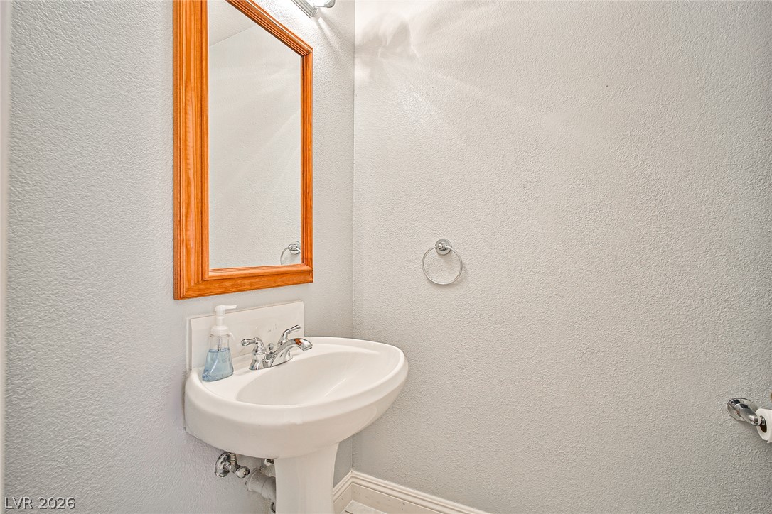6025 Egan Crest Drive Property Photo 38