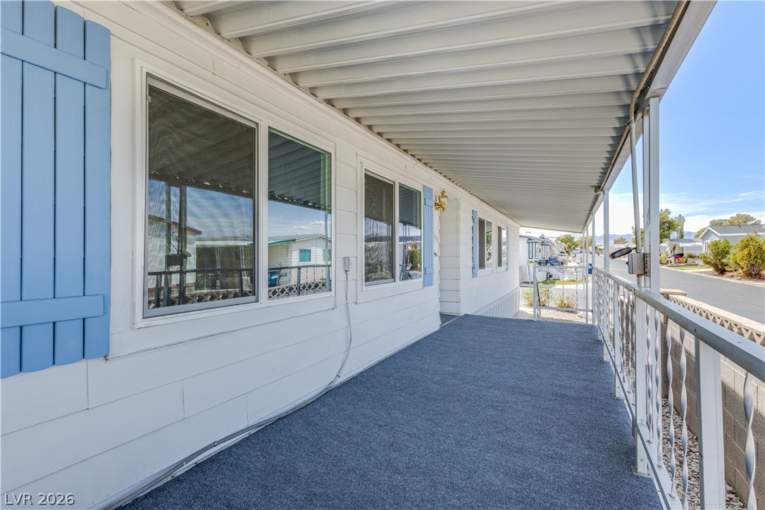 4542 East Royal Club Way Property Photo 6