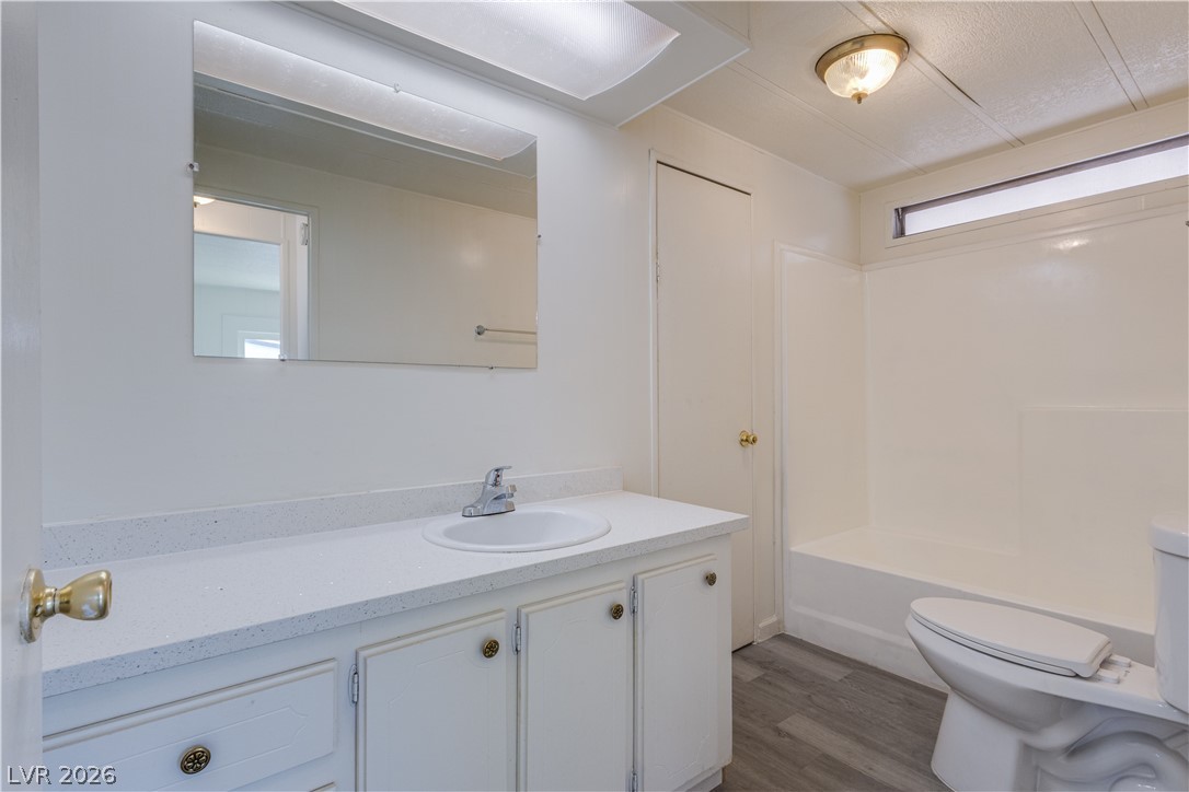 4542 East Royal Club Way Property Photo 30