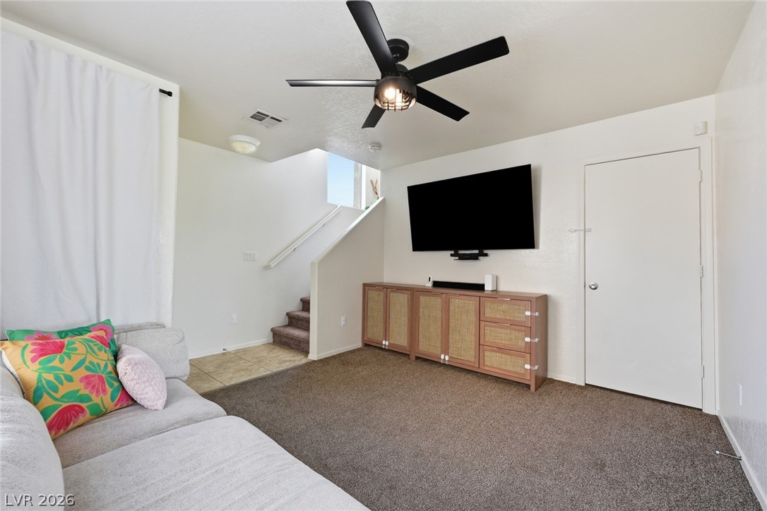 5339 Aurora Beam Avenue Property Photo 3