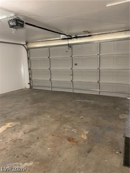 4475 East Cleveland Avenue Property Photo 13