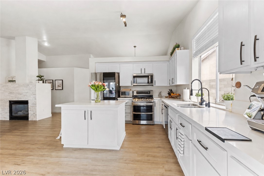 826 Samoy Street Property Photo 4