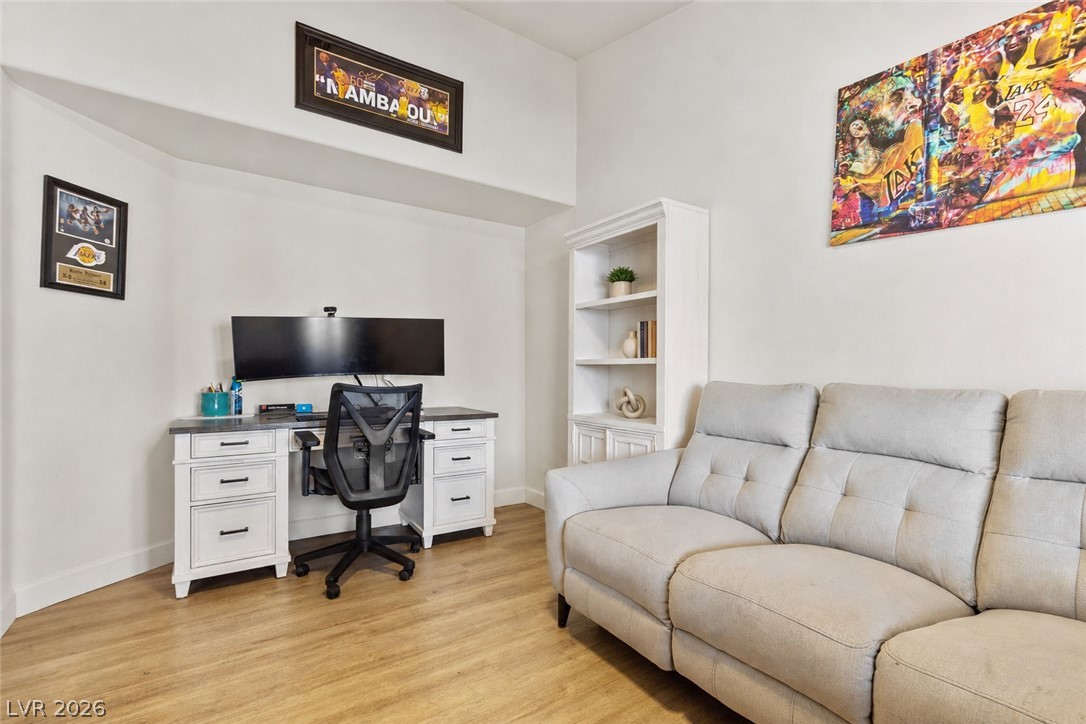 826 Samoy Street Property Photo 9