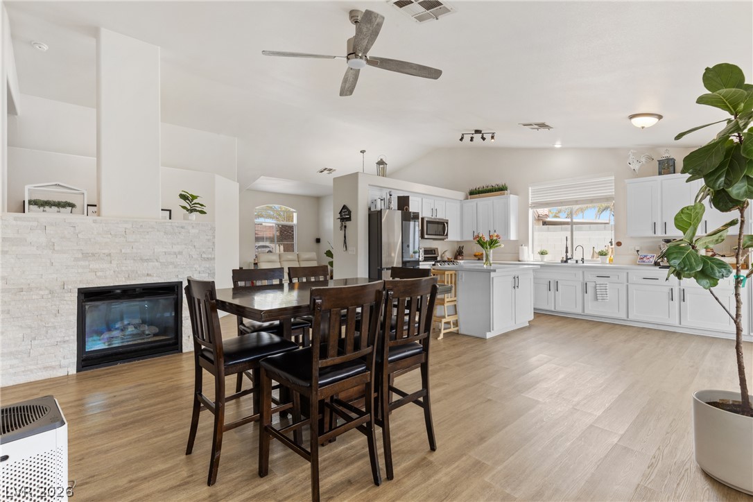 826 Samoy Street Property Photo 15