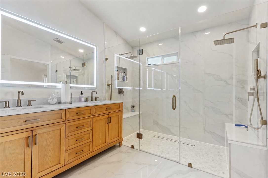 826 Samoy Street Property Photo 20