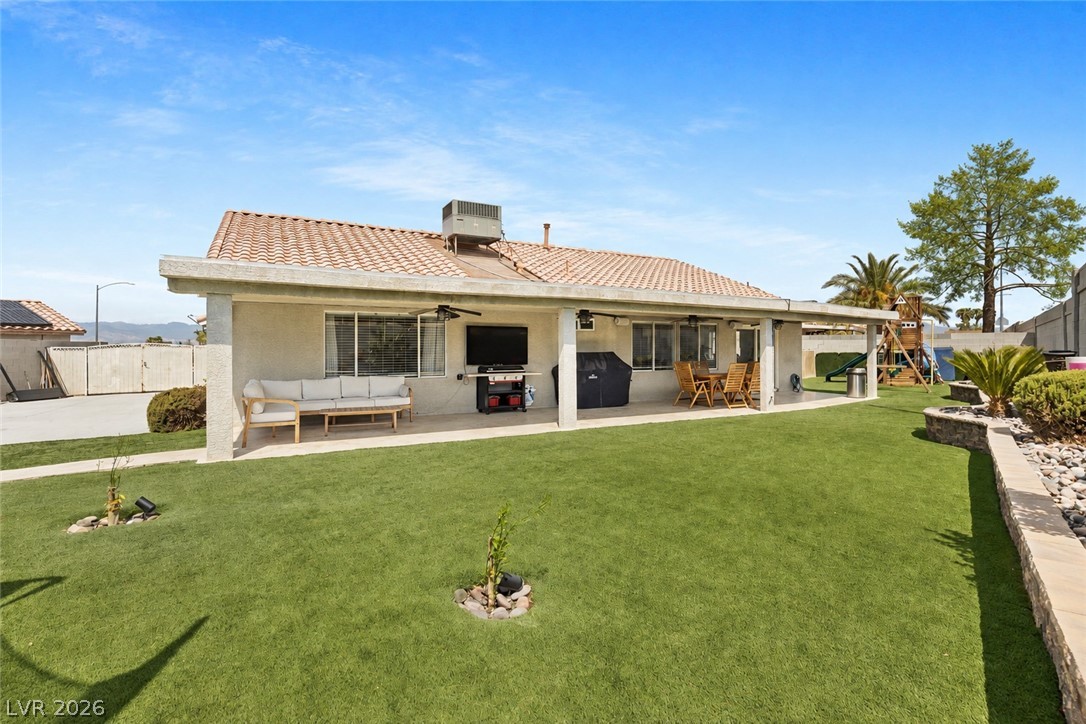 826 Samoy Street Property Photo 27