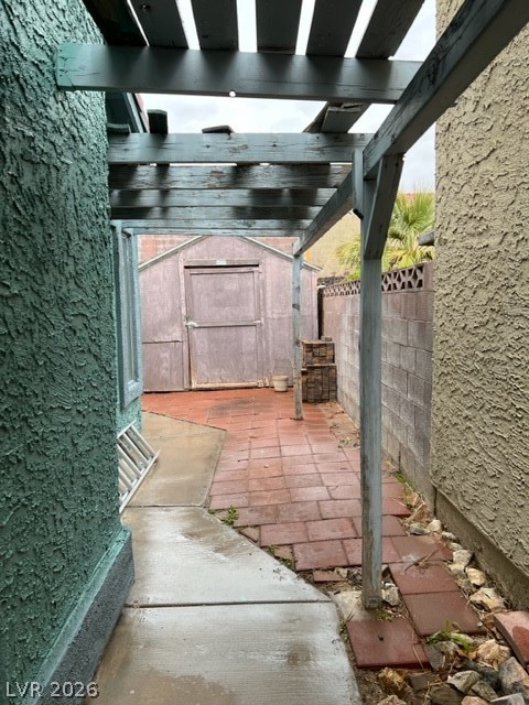 2274 Sabroso Street Property Photo 4