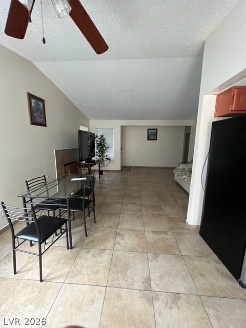 2274 Sabroso Street Property Photo 10