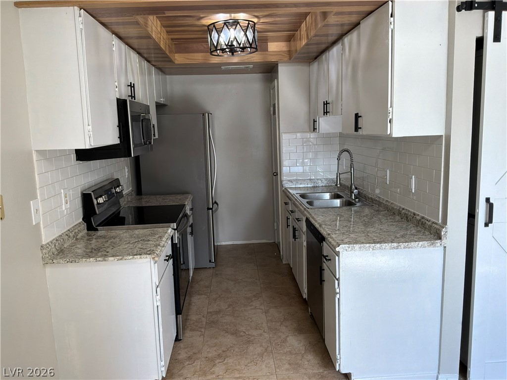 4195 Mississippi Avenue Property Photo 4
