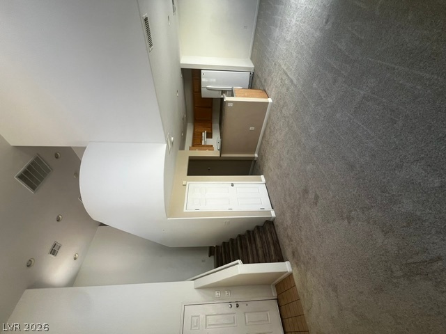 2811769 Property Photo 2