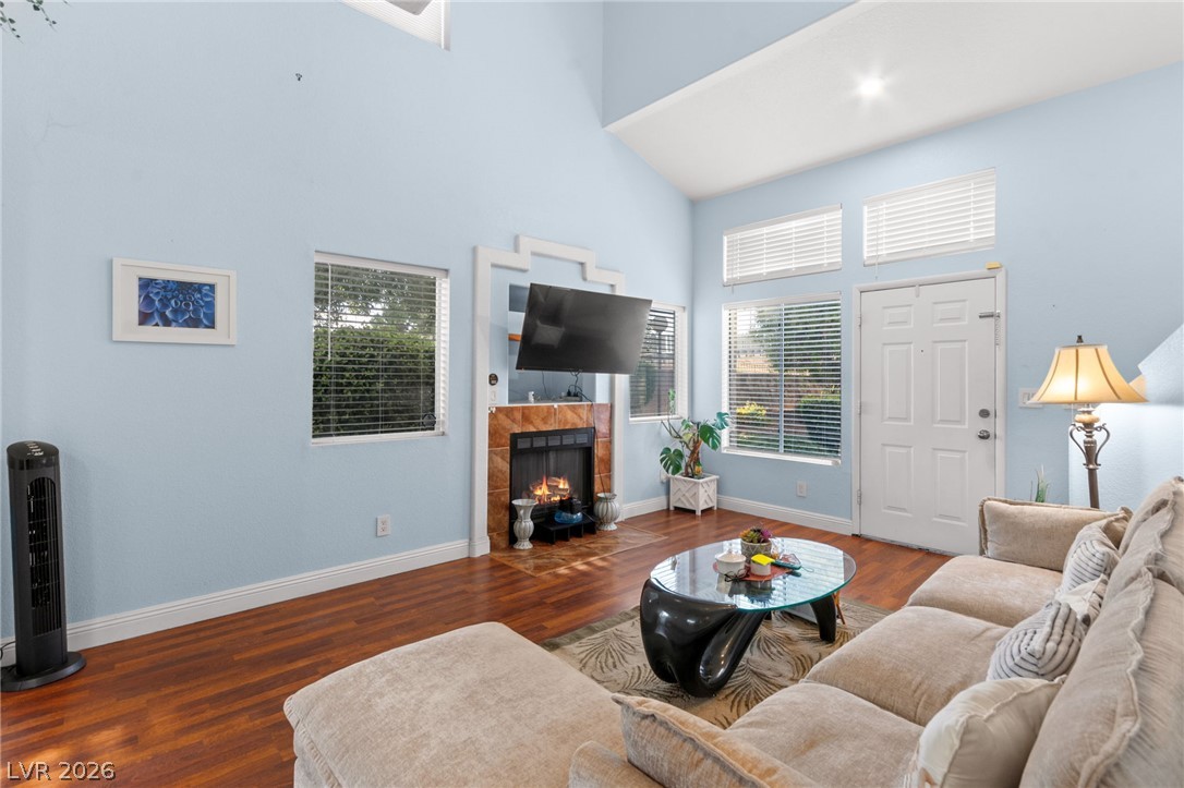 6905 Coral Rock Drive Property Photo 3