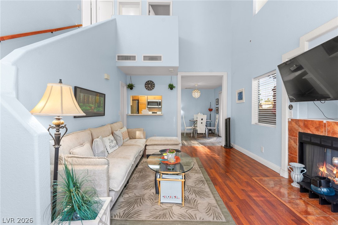 6905 Coral Rock Drive Property Photo 8