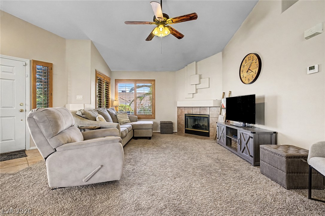 7632 Twisted Pine Avenue Property Photo 4