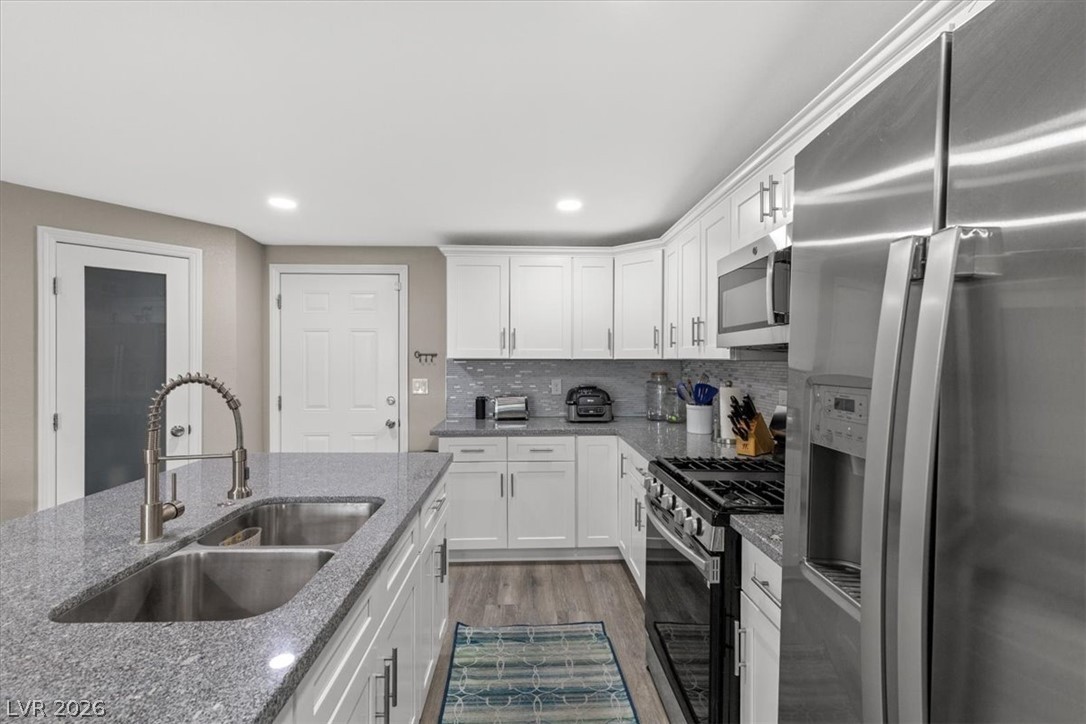 2964 Berman Street Property Photo 5
