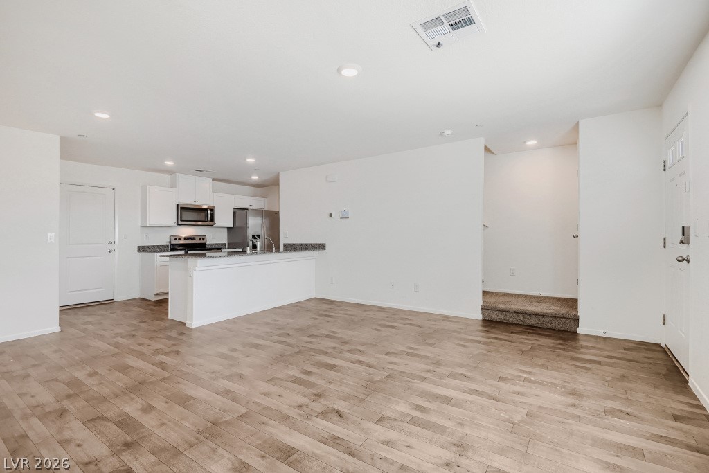 1144 Scarlet Sparrow Street Property Photo 5