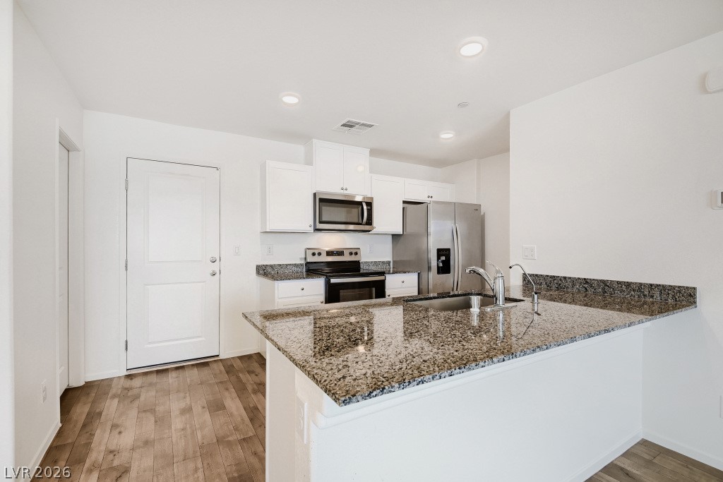 1144 Scarlet Sparrow Street Property Photo 7
