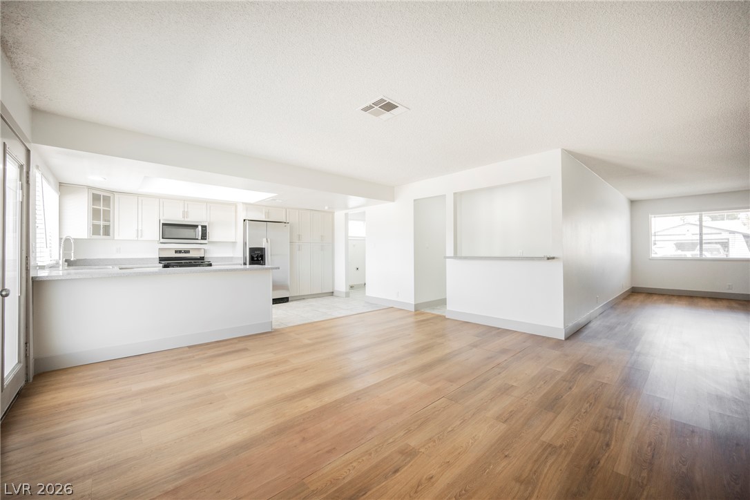 2705 Valparaiso Street Property Photo 14