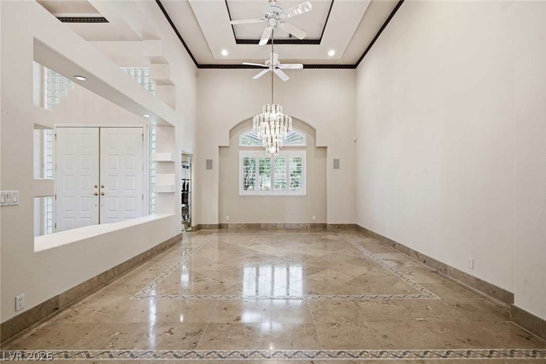 2212 Chatsworth Court Property Photo 3